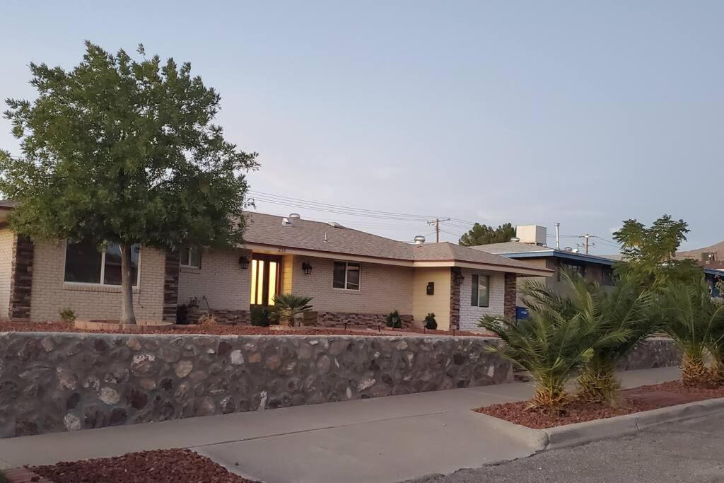 Spacious West El Paso 19 Min From Airport, Fort Bliss Military Base Экстерьер фото